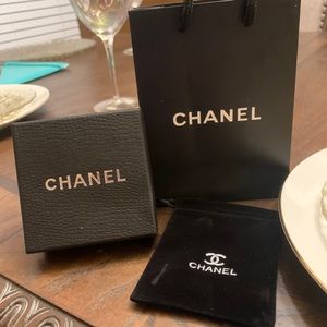 Chanel jewelry packaging